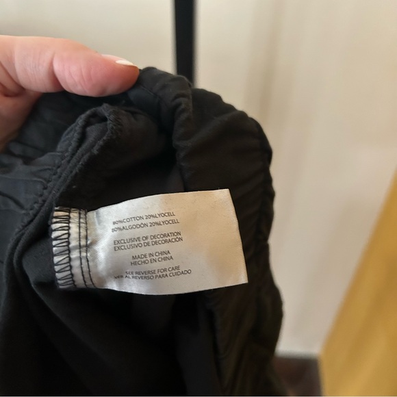 GAP Twill‎ Cargo Pants Black Joggers Elastic Waist Stretch Cotton Lyocell Size S - Picture 6 of 7